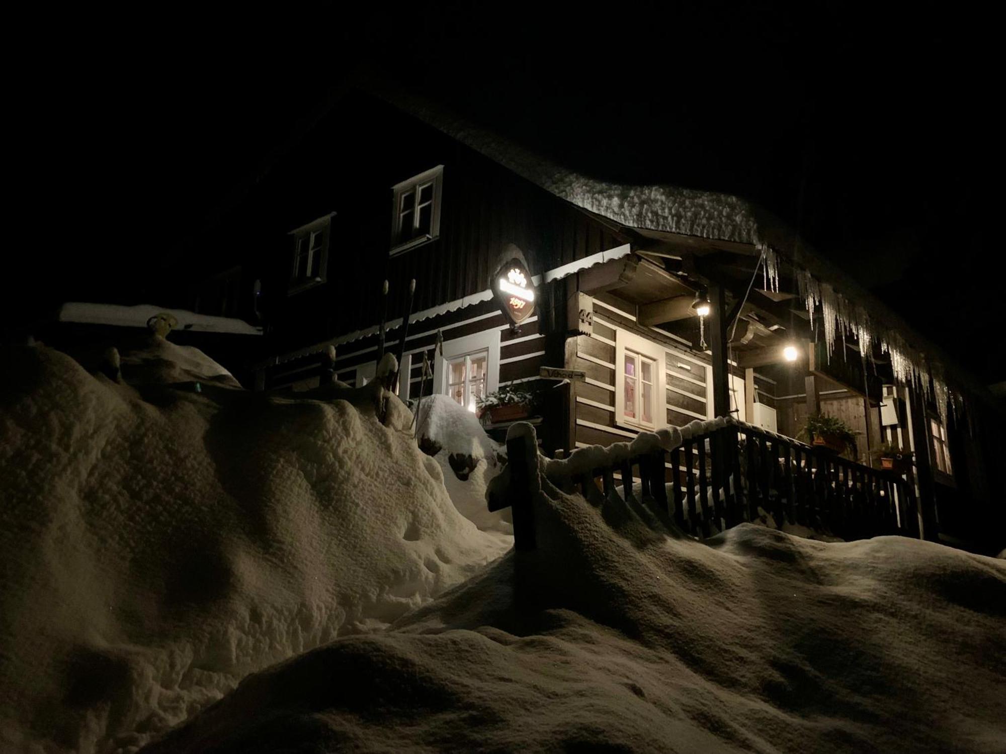 Chalupa Hejmovka Spindleruv Mlyn Exterior photo